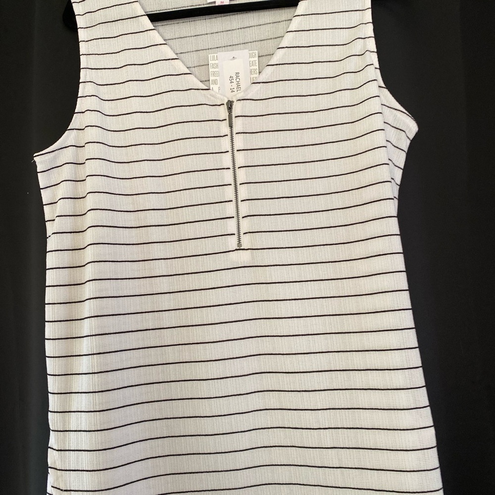NWT LuLaRoe M Rachael Tank